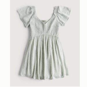 *NWT* Hollister Flutter Sleeve Built-in Shorts Dress